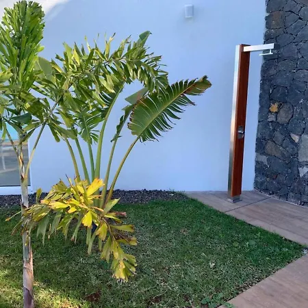 Crystal Ocean Villa Lavaderos Βίλα
